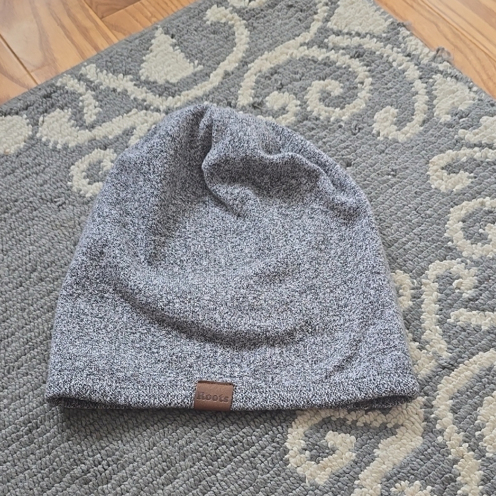 ROOTS Youth Gray Knit Beanie